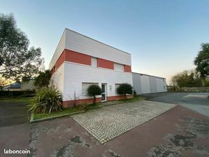 Local d'activité 570 m²