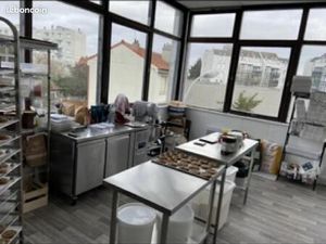 Local traiteur 30 m²