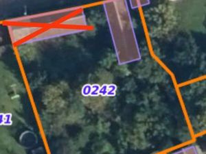 SENTELIE CENTRE - Terrain 1200m2 avec grange à restaurer