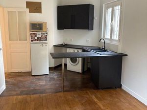 2 pièces rénové au calme proche Métro (lignes 7/14) et CHU