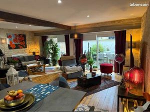 NIORT proche mairie bel appartement T3