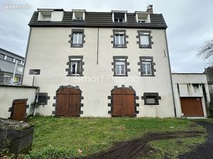 Immeuble 289 m² Manzat