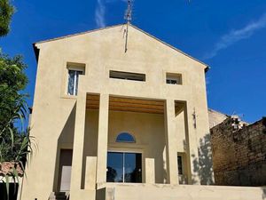 APPARTEMENT T3/T4 dernier étage avec deux place parking