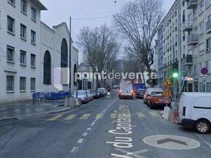 Local commercial 425 m²