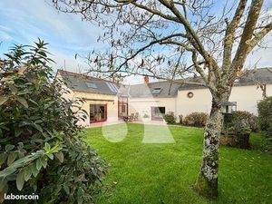 Maison 7 pièces 235 m²