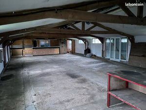 Local garage atelier stockage