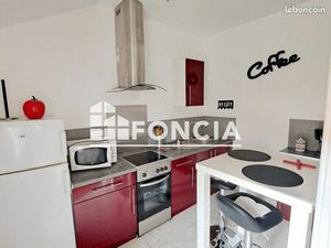 Studio 1 pièce 27 m²