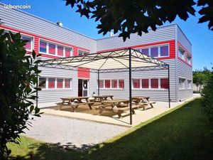 Bureaux 97 m²