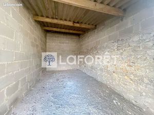 Parking/box 15 m² THOUARS