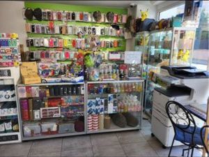 Épicerie/ shop avec Apprt F3