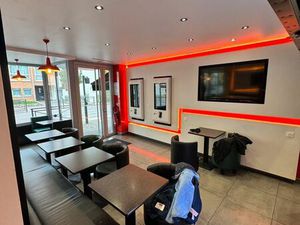 Restaurant avec studio à vendre