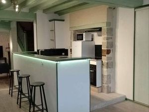 Moyenne durée 3 ch 96 m2 Vitré