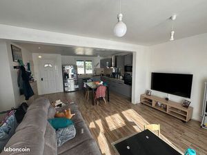 Maison 176m2 / 1000m2 terrain - Mercorent