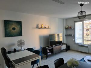 STUDIO de 31 87m² à MONTCHAT