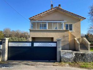 A louer maison avec jardin et garage