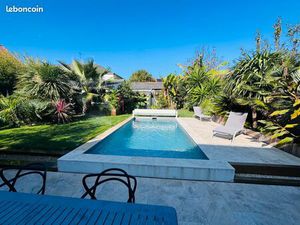 Maison 8 pièces 226 m2 quartier Toutes Aides à Nantes