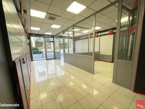 Local commercial 73 m²