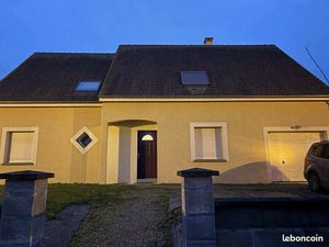 Grande maison familiale près de toutes commodités