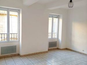 Location grand T3 Remoulins