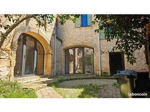 Gajan Maison P5 de village avec cour