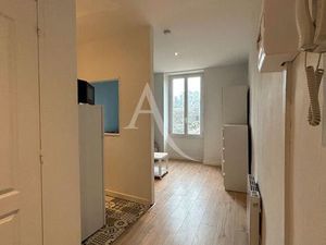 Studio 1 pièce 18 m²