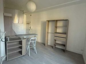 Studio 5 pièces 109 m²