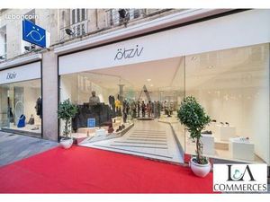 Local commercial 506 m²