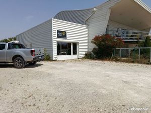 Local pro dans Zone Artisanale