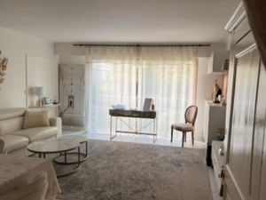Location F2 82m2 résidence Grand Siècle