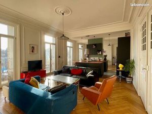 185 m² haussmannien d'exception en hyper centre avec stationnements