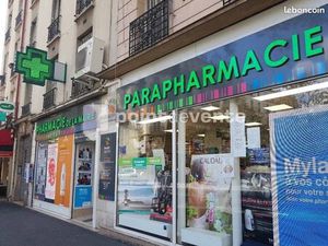 Pharmacie 140 m²