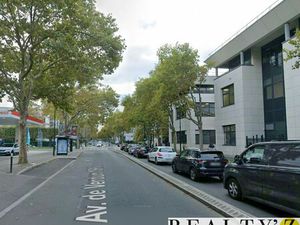 Local commercial 836 m²