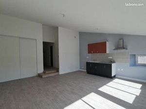 Location T3 centre ville de Saintes