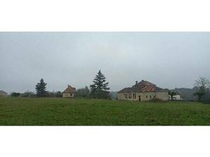 Terrain constructible viabilisé à vendre