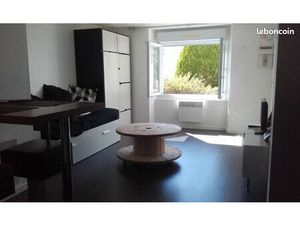 Studio meublé 24m2 Secteur jonelière facs Audencia staps