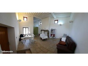 Bureau à temps plein - Busséol