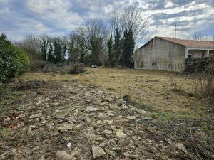 Terrain constructible viabilisé à vendre