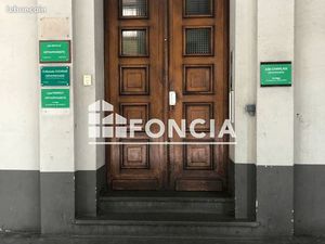 Local bureaux 79 m²