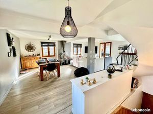 Maison 6 pièces 150 m²