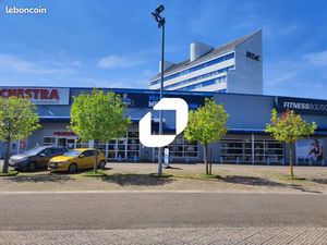 Local commercial 409 m²