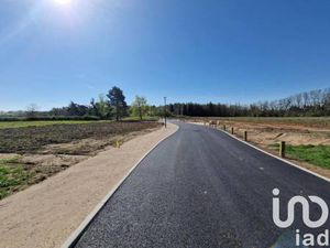 Terrain constructible viabilisé à vendre