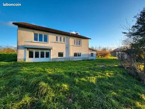 MAISON 122m² sur Terrain 2483m² à SOLIGNAC 87