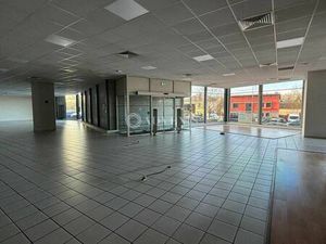 Local commercial à louer