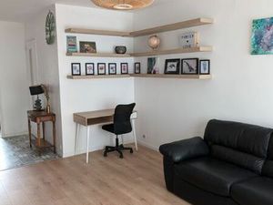 Location appartement 3 pièces 69 m² à Ris-Orangis (91130)