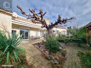 Villa 7 pièces 148 m²