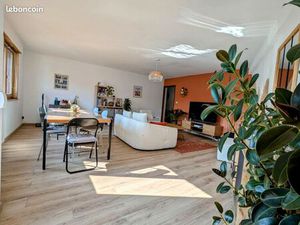 T3 73m² Wasquehal Centre - Balcon + Parking