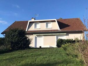 Maison au calme avec vue dégagée terrain de 10 000 m2 (optionnel)