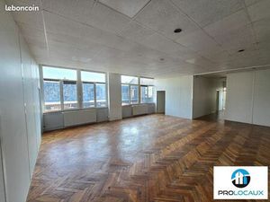 Bureaux 220 m²