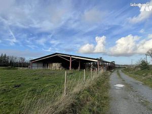 Bien Agricole 133500 m² MALANSAC