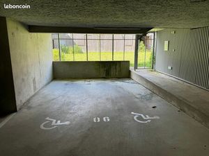 Place de parking sécurisée